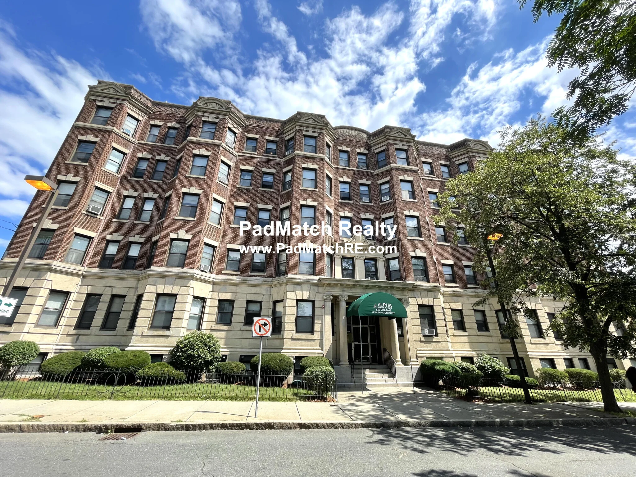 1 bed, 1 bath apartment for rent at 17-19 Washington Street South Unit 301, Malden — photo 1 of 10