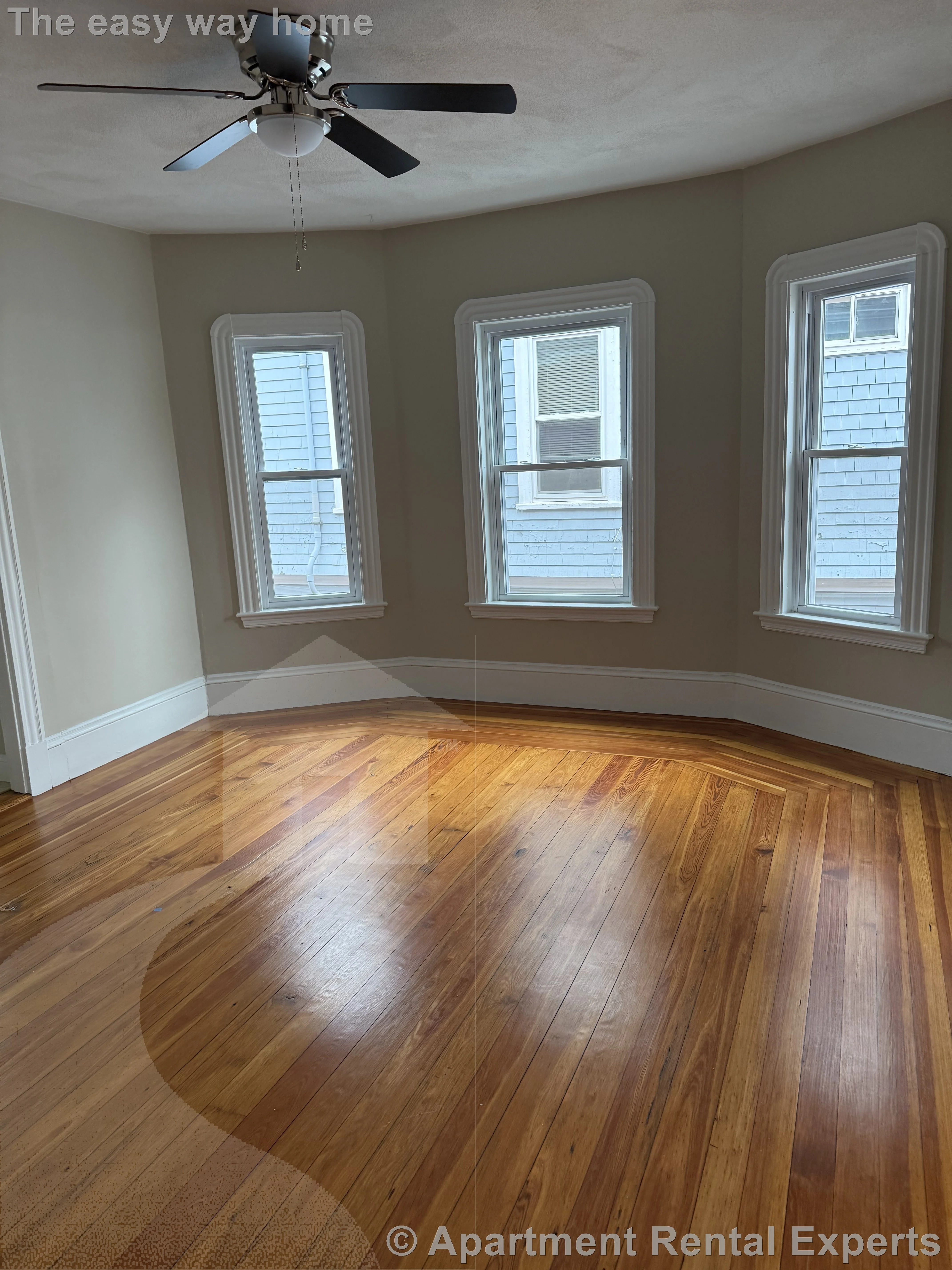 4 bed, 1 bath apartment for rent at 17-19 Westminster St, Teele Square — photo 9 of 25