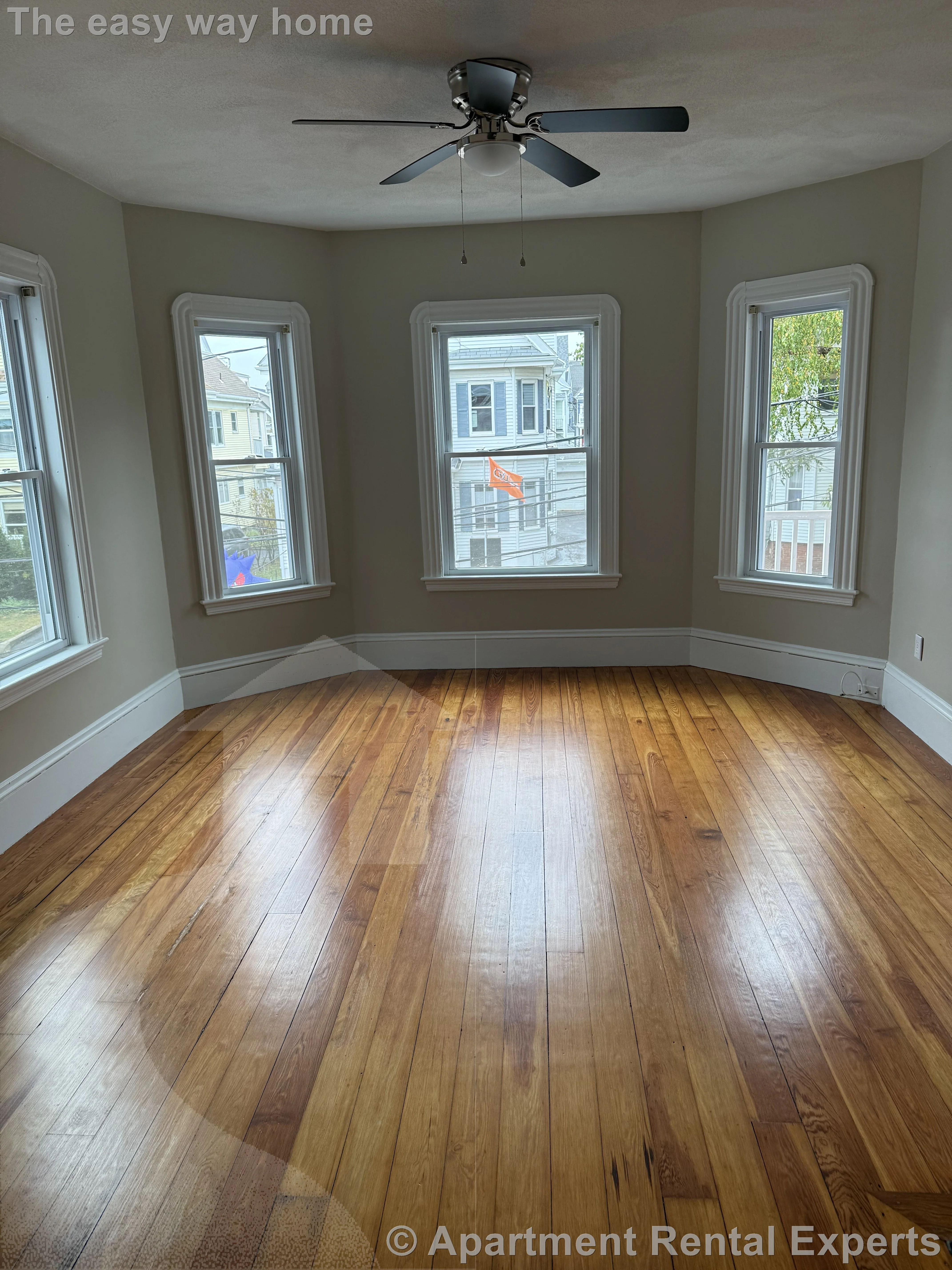 4 bed, 1 bath apartment for rent at 17-19 Westminster St, Teele Square — photo 6 of 25