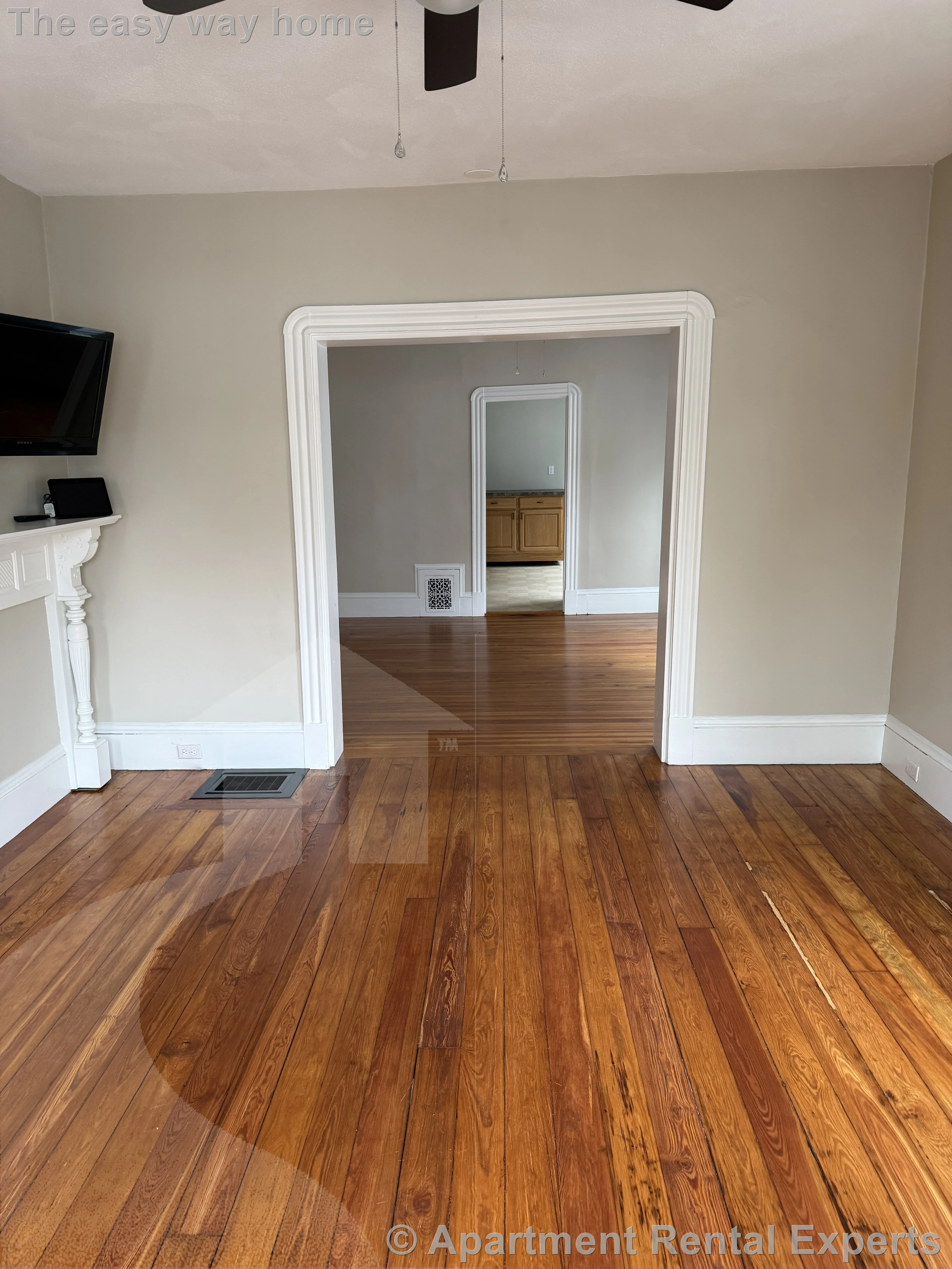 4 bed, 1 bath apartment for rent at 17-19 Westminster St, Teele Square — photo 8 of 25