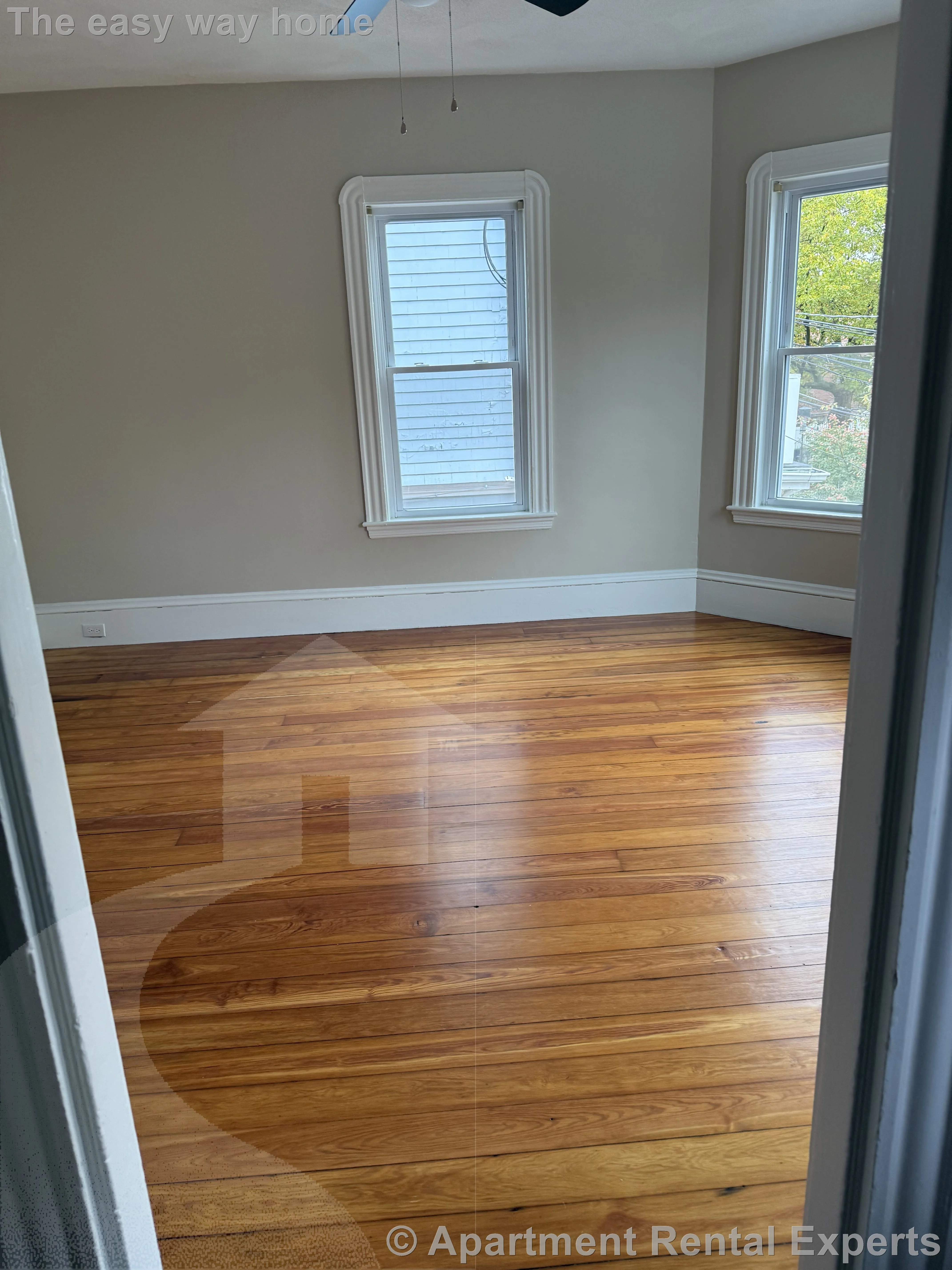 4 bed, 1 bath apartment for rent at 17-19 Westminster St, Teele Square — photo 7 of 25