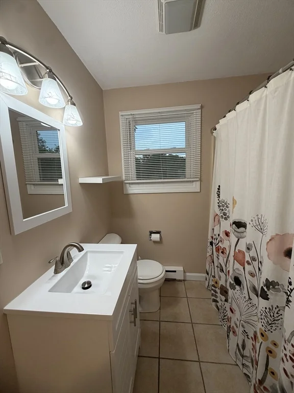 2 bed, 1 bath apartment for rent at 17-21 Lockwood Ave Unit 1, Indian Orchard — photo 3 of 11