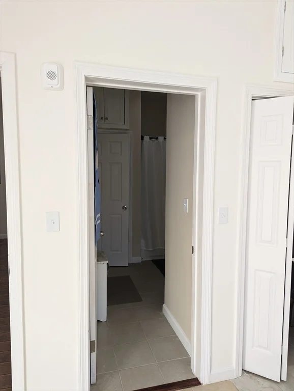 3 bed, 2 bath apartment for rent at 21 Salem St Unit 17A, Salem — photo 15 of 16