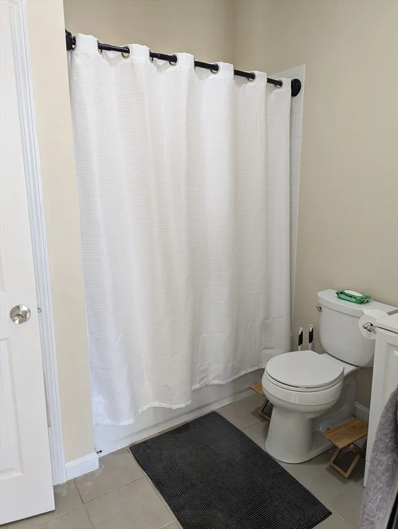 3 bed, 2 bath apartment for rent at 21 Salem St Unit 17A, Salem — photo 11 of 16