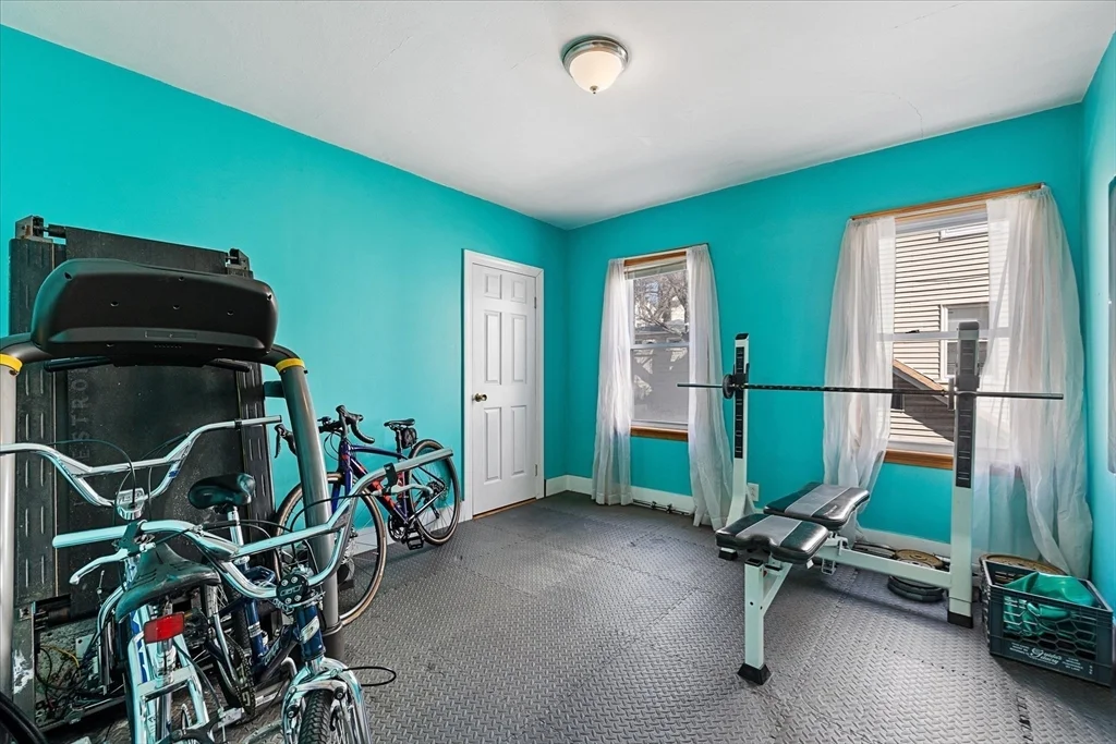 2 bed, 1 bath apartment for rent at 17 5th Ave Unit 1, Worcester — photo 19 of 32