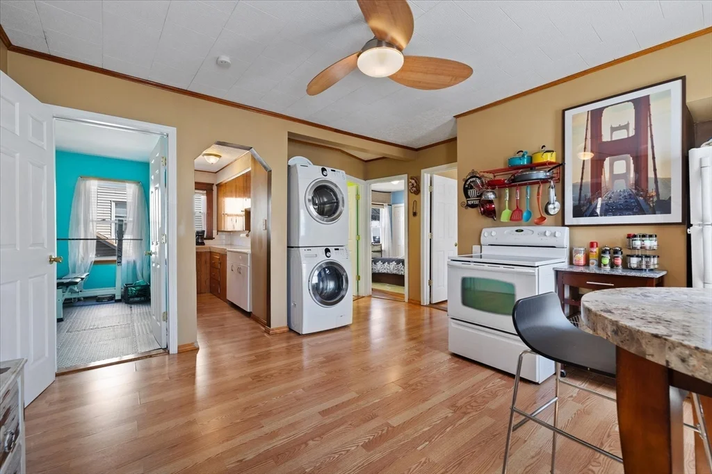 2 bed, 1 bath apartment for rent at 17 5th Ave Unit 1, Worcester — photo 17 of 32