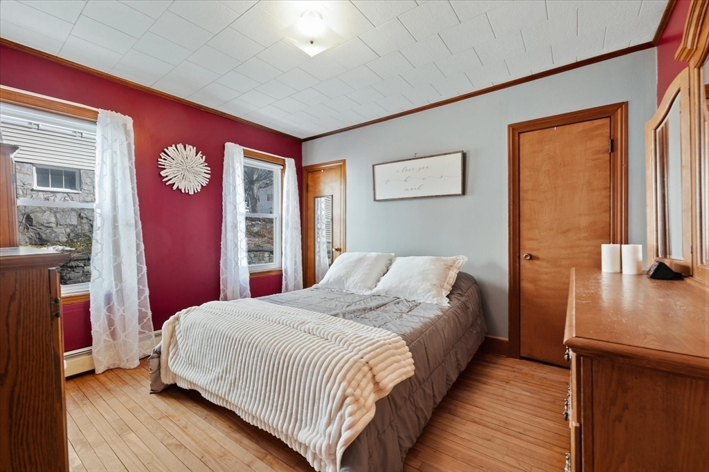 2 bed, 1 bath apartment for rent at 17 5th Ave Unit 3, Worcester — photo 10 of 32