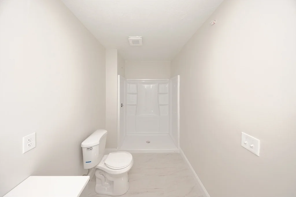 3 bed, 2 bath apartment for rent at 17-A Mott St, Worcester — photo 16 of 19
