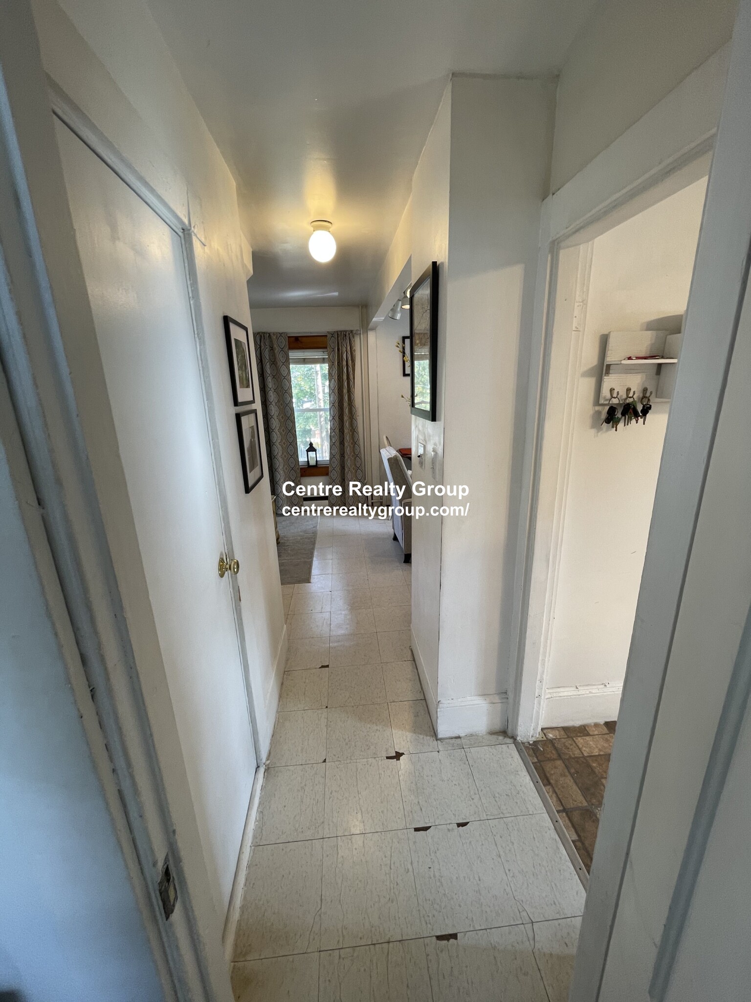 3 bed, 1 bath apartment for rent at 17 Abbott St Unit 2, Newton Upper Falls — photo 3 of 29
