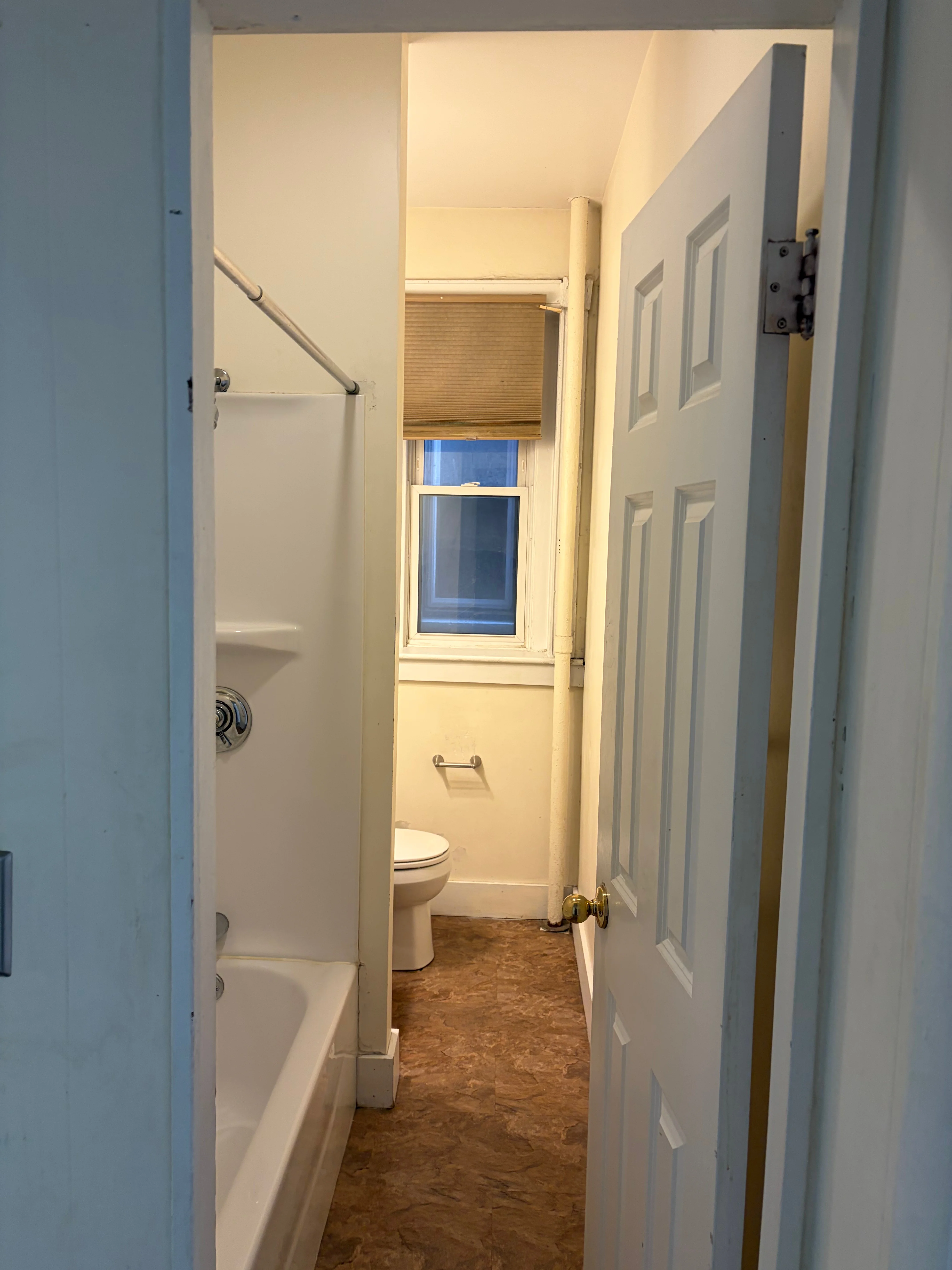 3 bed, 1 bath apartment for rent at 17 Aberdeen St Unit 2, Fenway — photo 10 of 11