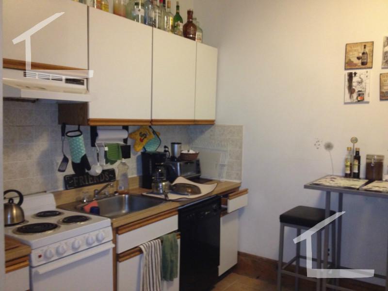 3 bed, 1 bath apartment for rent at 17 Aberdeen St Unit 3, Fenway — photo 1 of 6