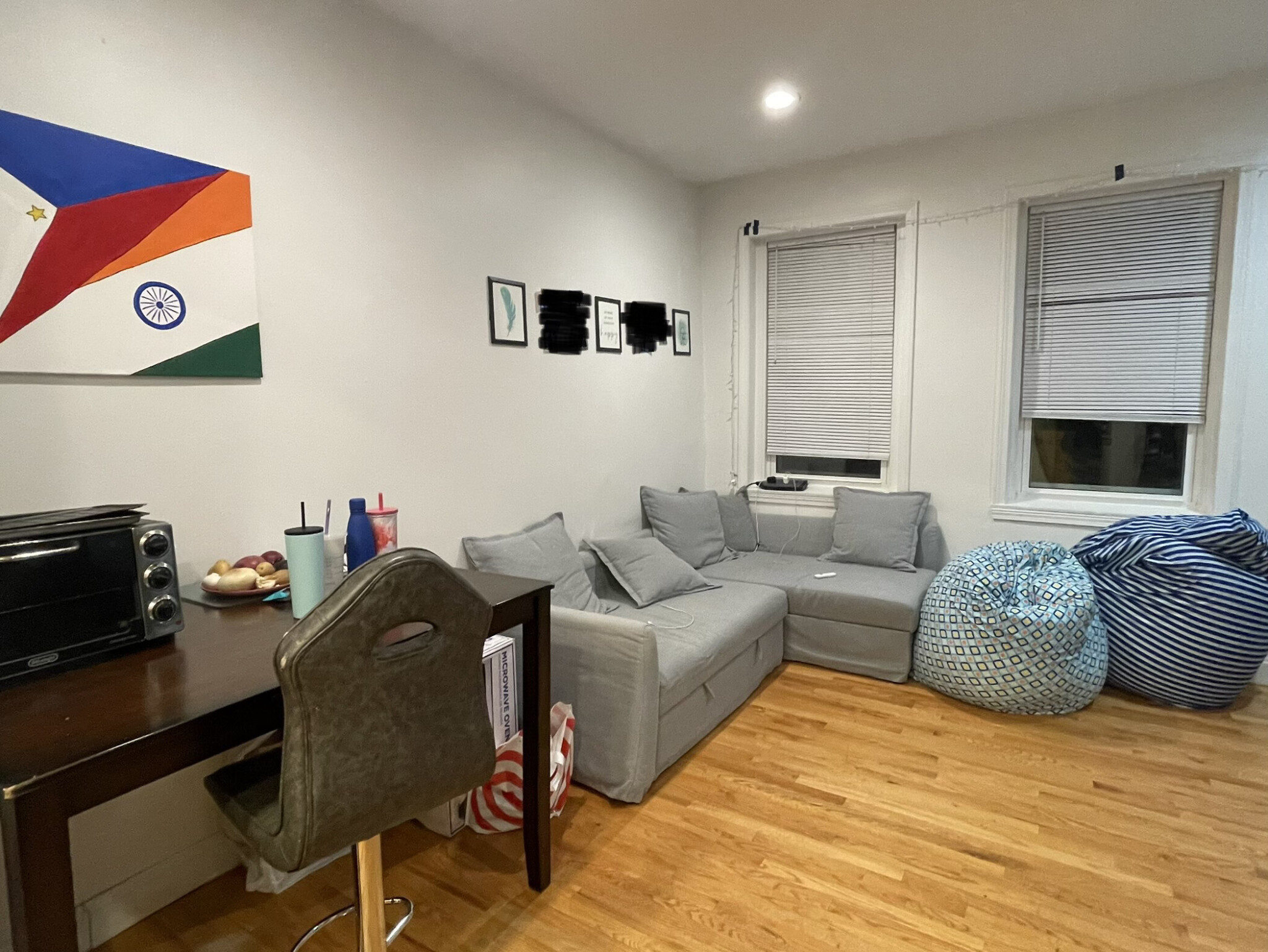 3 bed, 1 bath apartment for rent at 17 Aberdeen St Unit 4, Fenway — photo 4 of 18