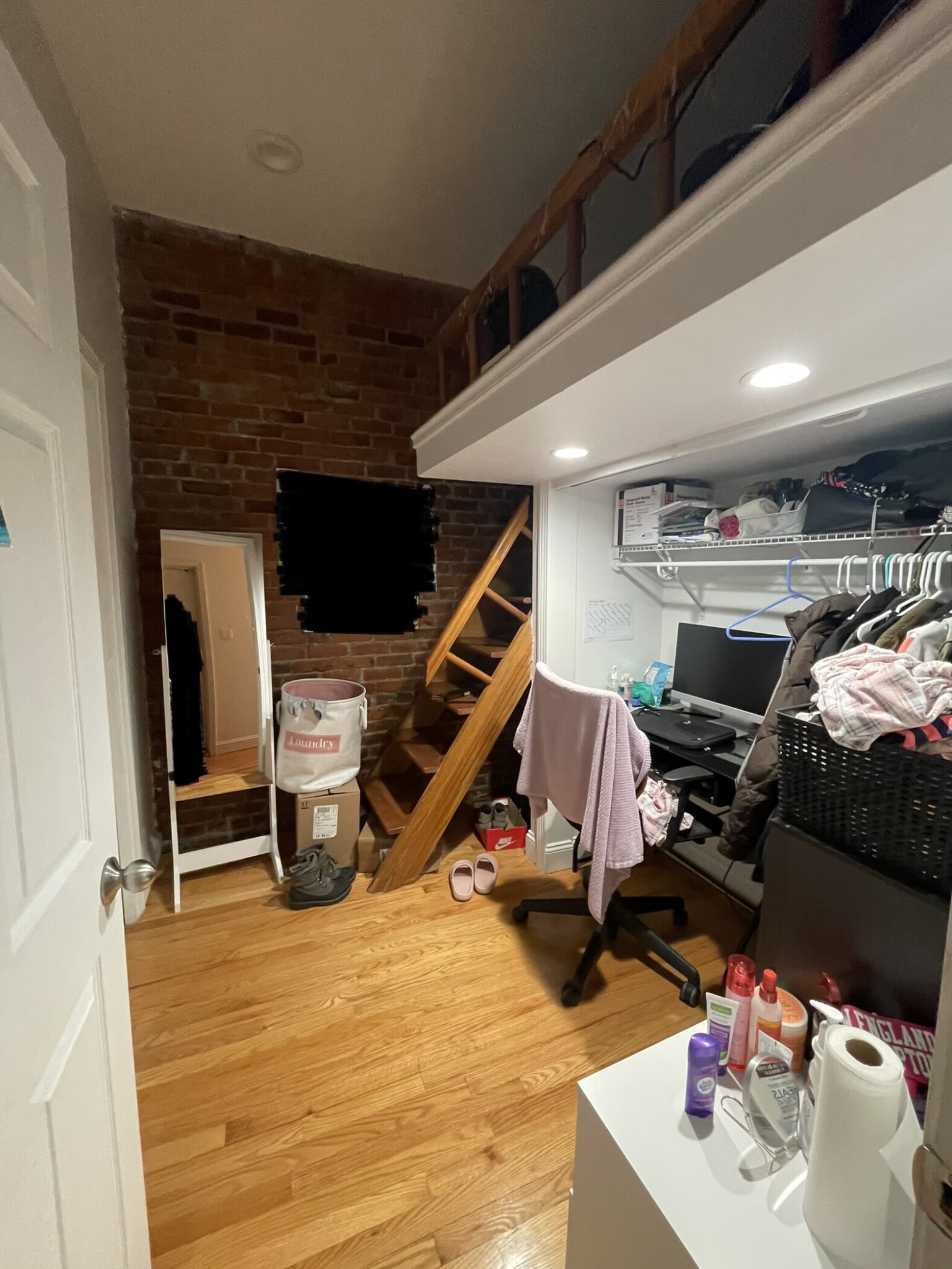 3 bed, 1 bath apartment for rent at 17 Aberdeen St Unit 4, Fenway — photo 14 of 18