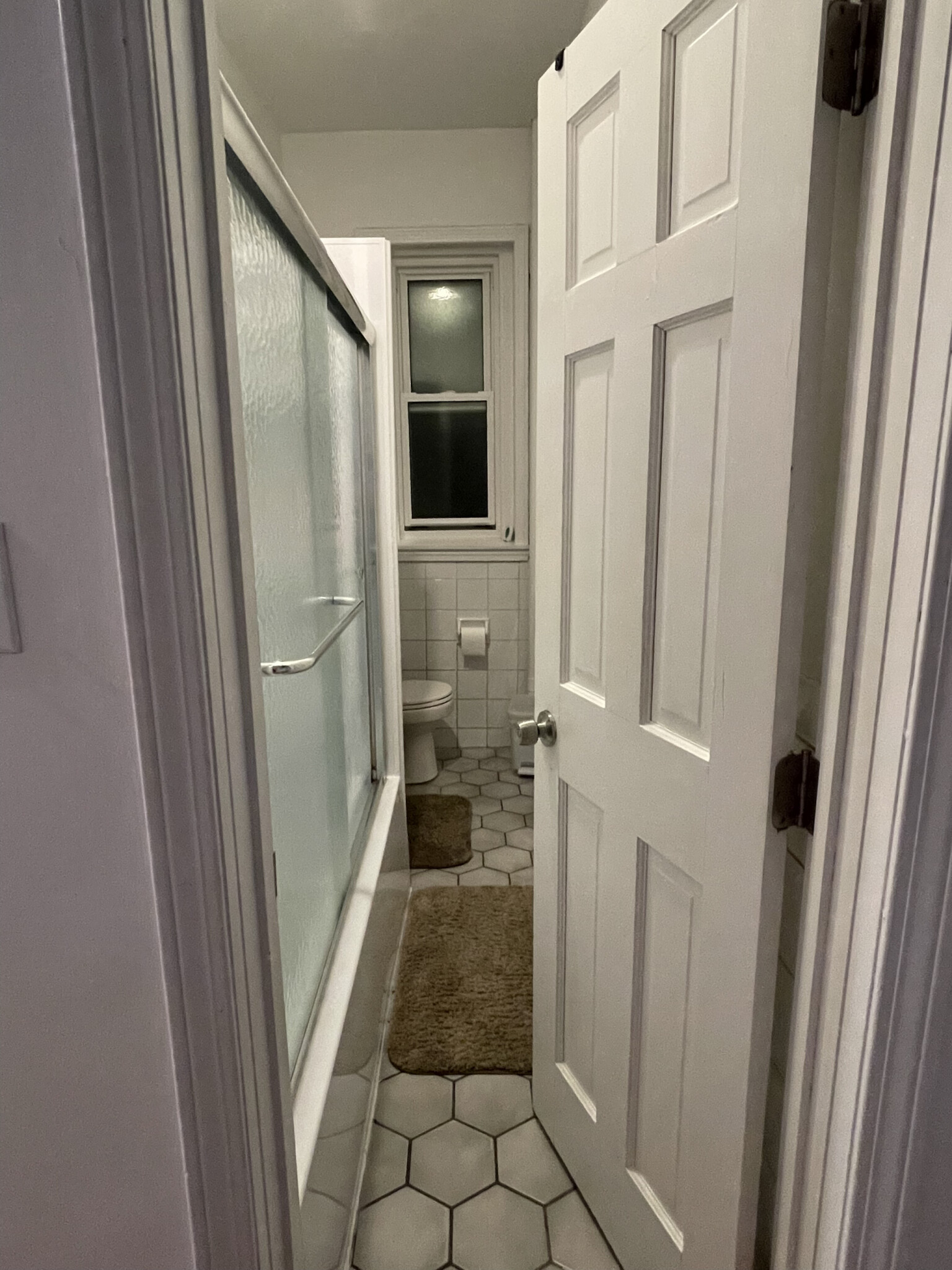 3 bed, 1 bath apartment for rent at 17 Aberdeen St Unit 4, Fenway — photo 7 of 18
