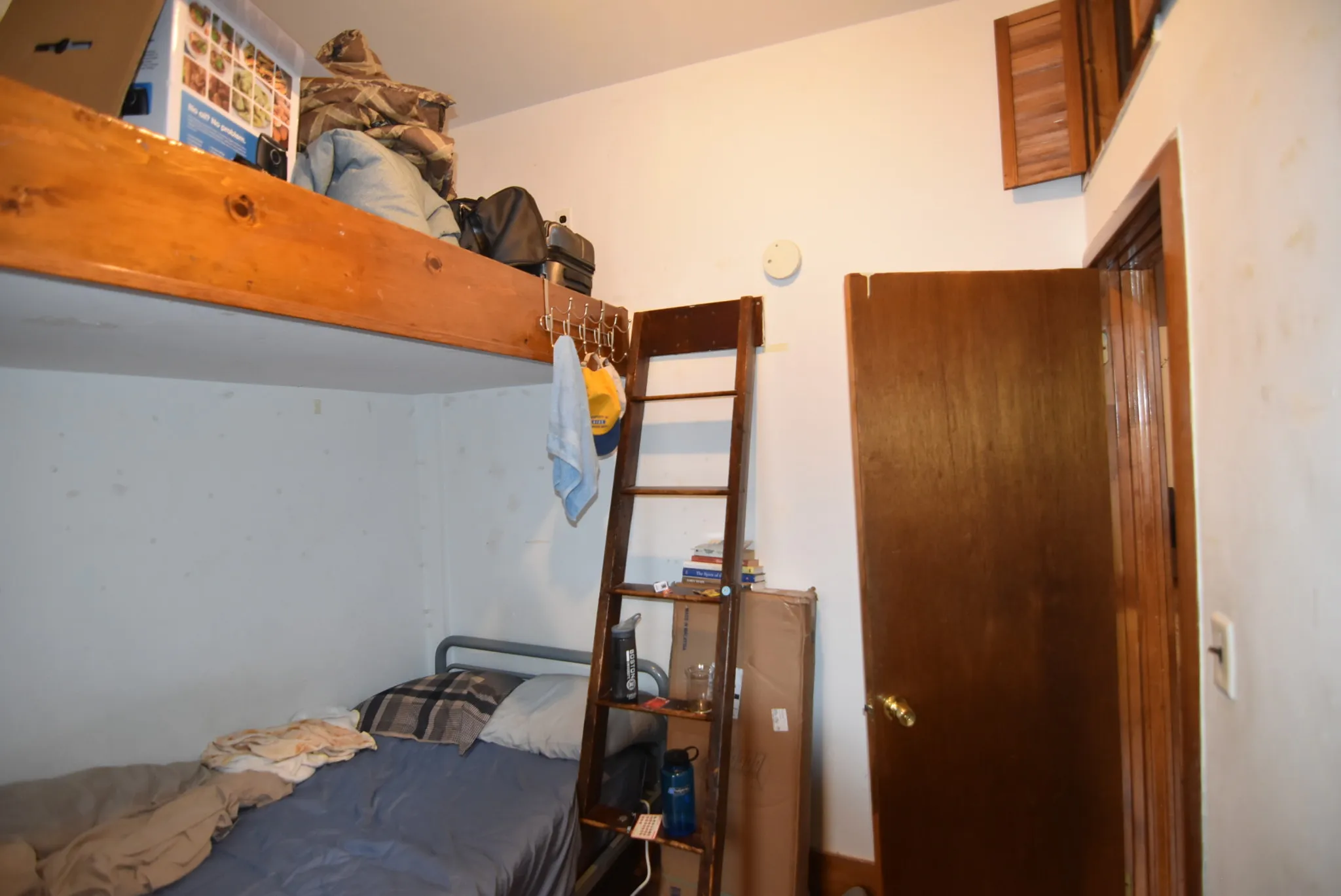 3 bed, 1 bath apartment for rent at 17 Aberdeen St Unit 6, Fenway — photo 7 of 16