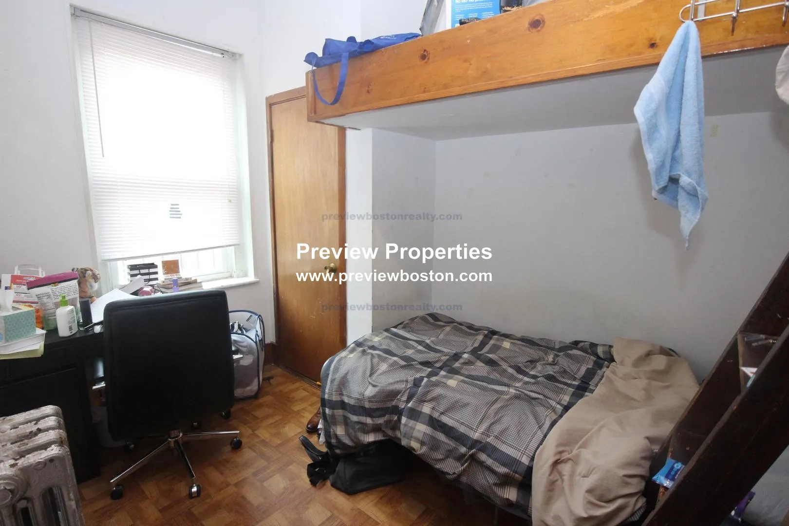 3 bed, 1 bath apartment for rent at 17 Aberdeen St Unit 6P, Fenway — photo 3 of 8