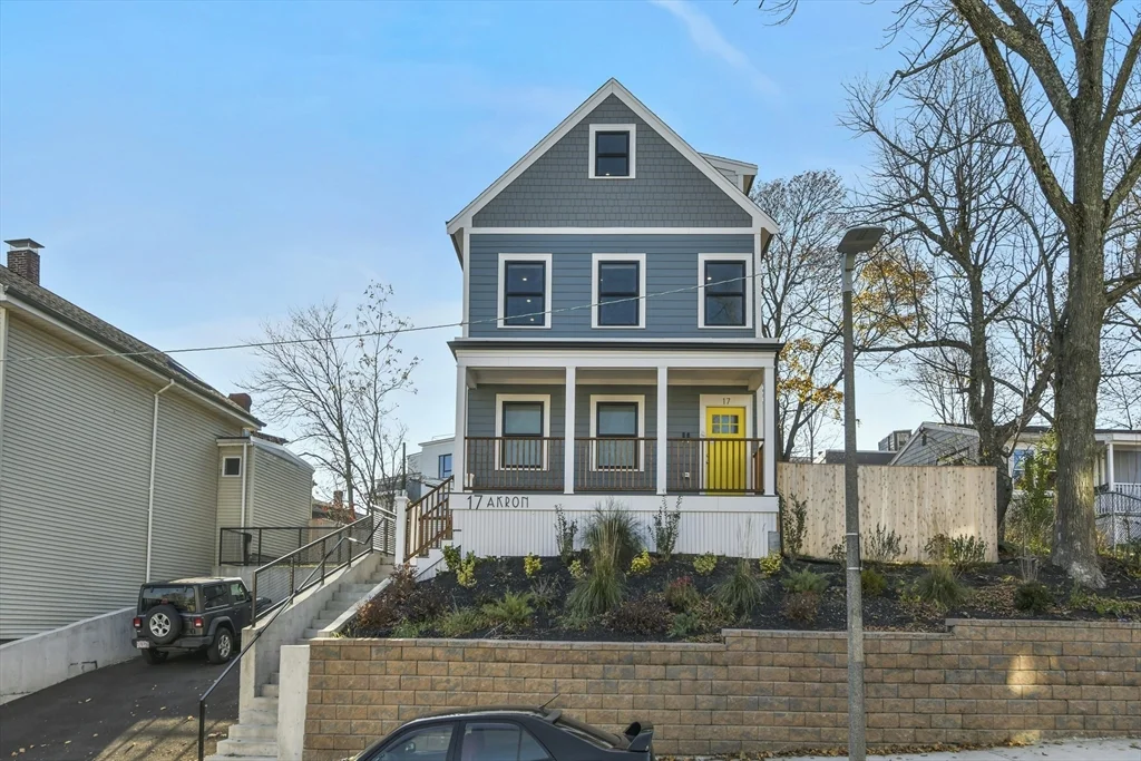 2 bed, 2 bath apartment for rent at 17 Akron St Unit 2, Roxbury — photo 28 of 29