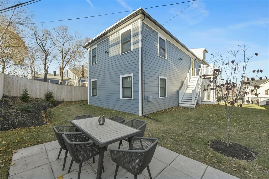 2 bed, 2 bath apartment for rent at 17 Akron St Unit 2, Roxbury — photo 23 of 29