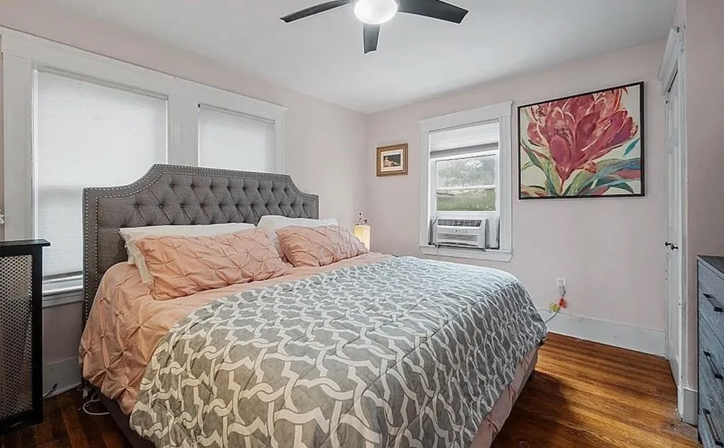 3 bed, 1 bath apartment for rent at 17 Albion Pl Unit 1, Winter Hill — photo 11 of 28