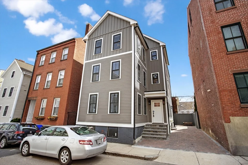 4 bed, 2 bath apartment for rent at 17 Allston St Unit 17, Charlestown — photo 38 of 39