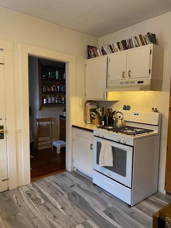 3 bed, 1 bath apartment for rent at 17 Ames St Unit 3, Somerville — photo 15 of 16