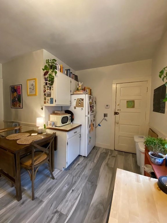 3 bed, 1 bath apartment for rent at 17 Ames St Unit 3, Somerville — photo 9 of 16