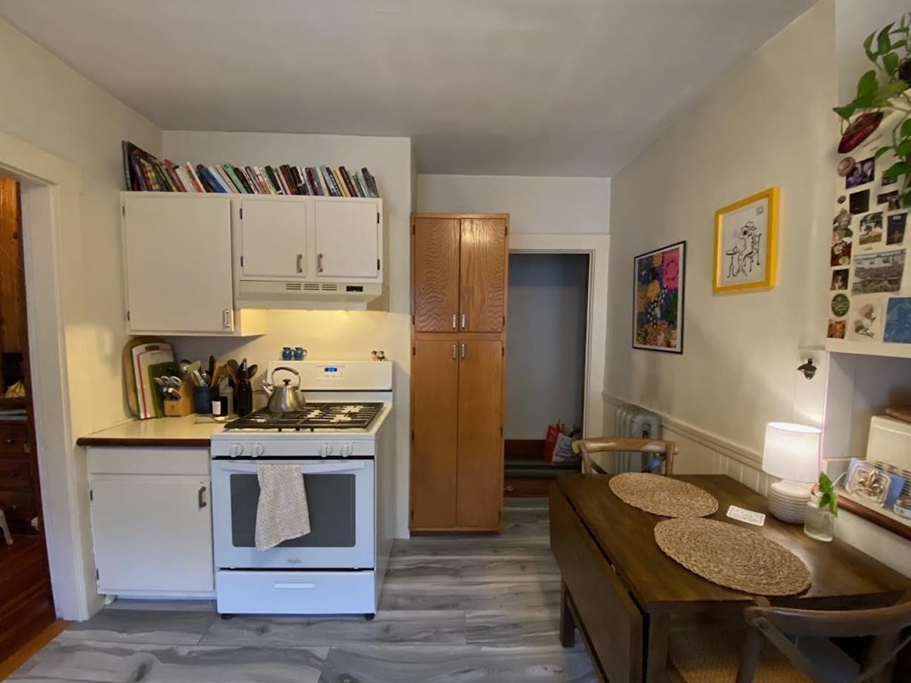 3 bed, 1 bath apartment for rent at 17 Ames St Unit 3, Somerville — photo 11 of 16