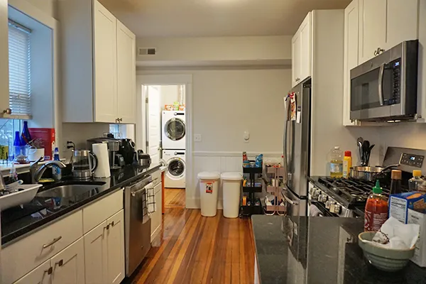 3 bed, 1.5 bath apartment for rent at 17 Ashland St Unit 03, Spring Hill — photo 1 of 8
