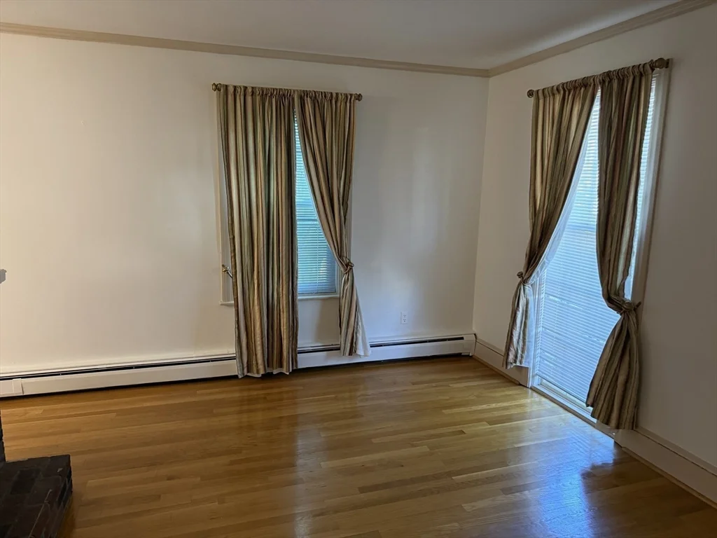 2 bed, 1 bath apartment for rent at 17 Ashland St Unit 1, Medford — photo 9 of 11