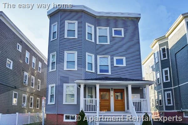 3 bed, 1 bath apartment for rent at 17 Ashland St Unit 2, Porter Square — photo 9 of 10