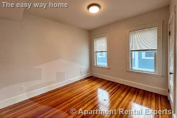 3 bed, 1 bath apartment for rent at 17 Ashland St Unit 2, Porter Square — photo 7 of 10