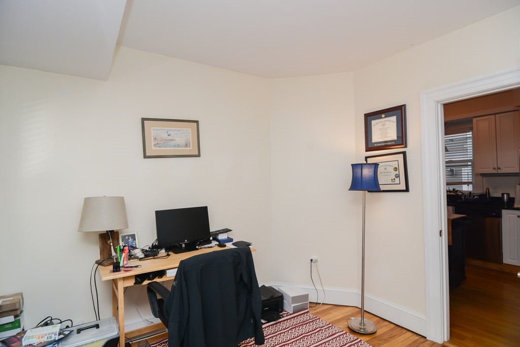 2 bed, 1.5 bath apartment for rent at 17 Athens St Unit 3, Riverside — photo 21 of 21