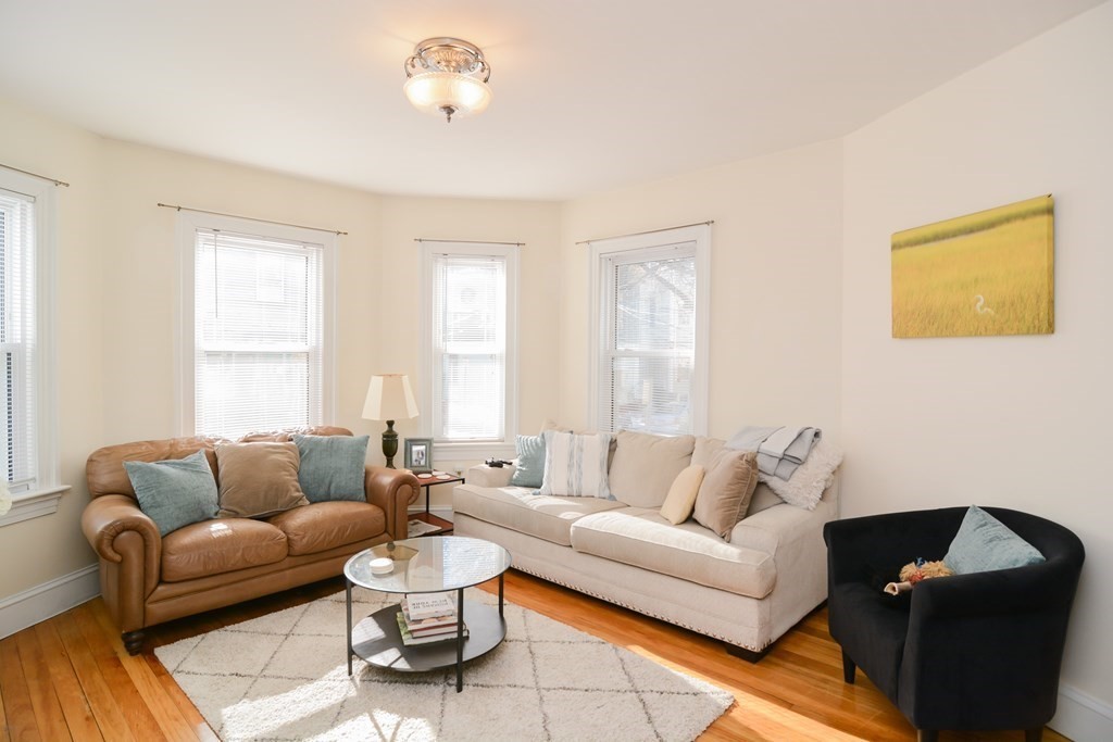 2 bed, 1.5 bath apartment for rent at 17 Athens St Unit 3, Riverside — photo 19 of 21