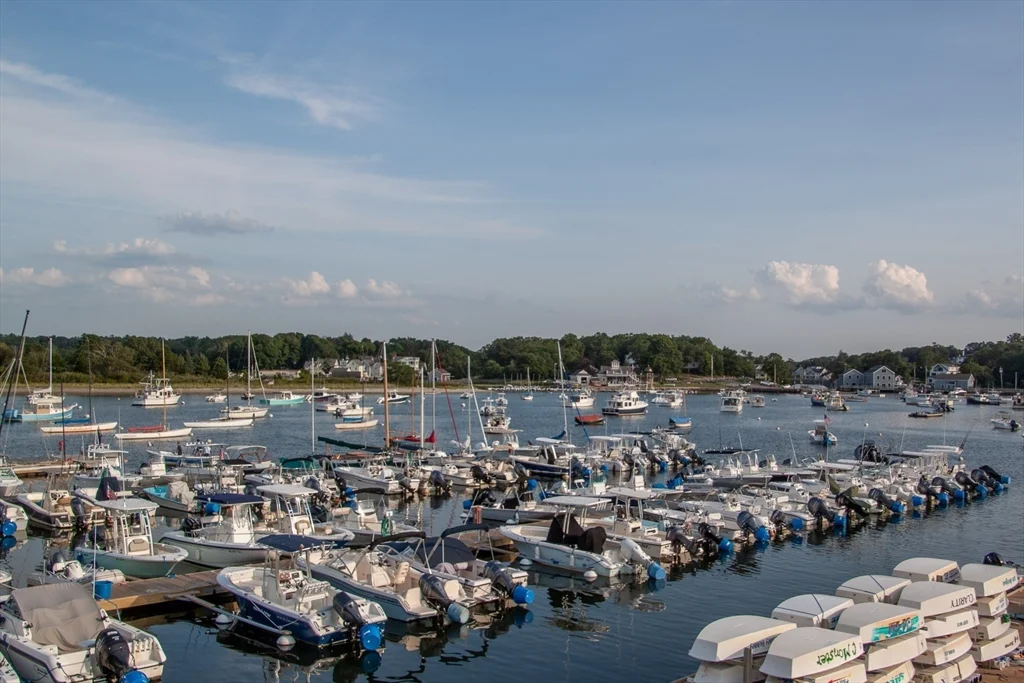 1 bed, 1 bath apartment for rent at 17 Atlantic Ave Unit 1, Cohasset — photo 12 of 12