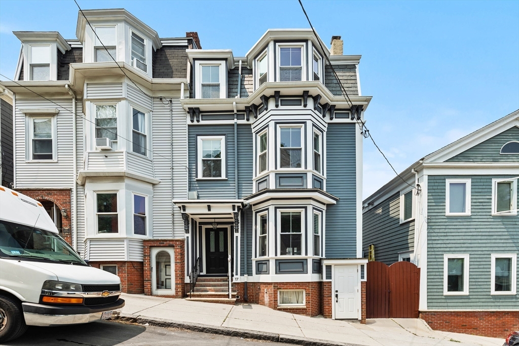3 bed, 2 bath apartment for rent at 17 Atlantic St, South Boston — photo 18 of 19