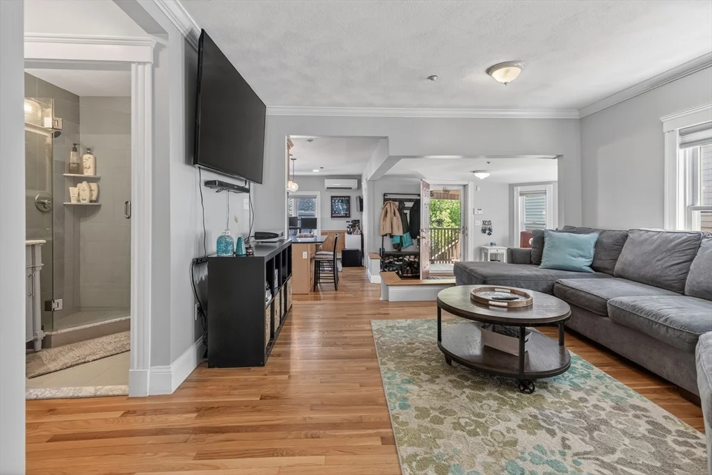 2 bed, 2 bath apartment for rent at 17-B Bonair St Unit 17B, East Somerville — photo 3 of 21