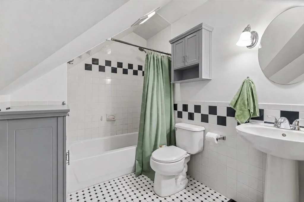 2 bed, 2 bath apartment for rent at 17-B Bonair St Unit 17B, East Somerville — photo 17 of 21