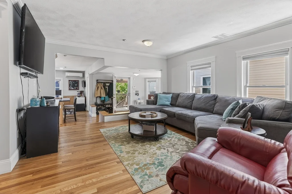 2 bed, 2 bath apartment for rent at 17-B Bonair St Unit 17B, East Somerville