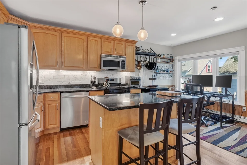 2 bed, 2 bath apartment for rent at 17-B Bonair St Unit 17B, East Somerville — photo 6 of 21