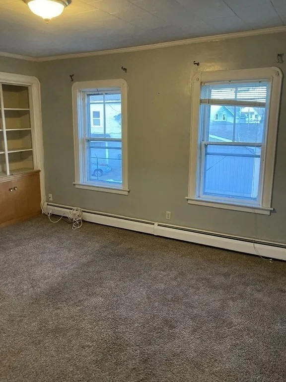 2 bed, 1 bath apartment for rent at 17 Bardsley St Unit 2, Fall River — photo 3 of 10