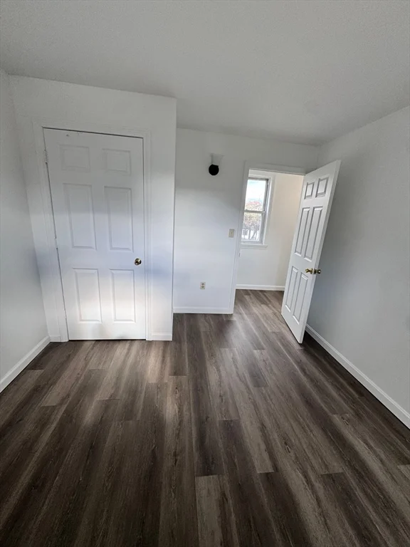 5 bed, 1 bath apartment for rent at 17 Bassett St Unit A, Lowell — photo 9 of 20