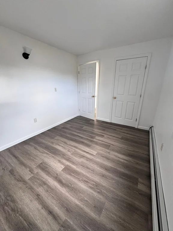 5 bed, 1 bath apartment for rent at 17 Bassett St Unit A, Lowell — photo 6 of 20