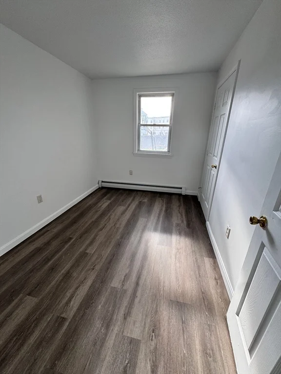 5 bed, 1 bath apartment for rent at 17 Bassett St Unit A, Lowell — photo 11 of 20
