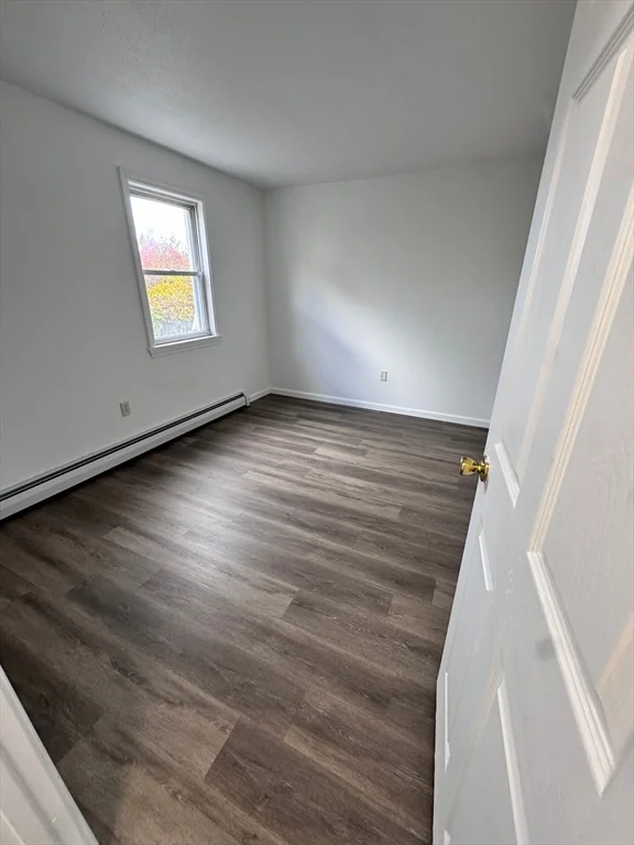 5 bed, 1 bath apartment for rent at 17 Bassett St Unit A, Lowell — photo 7 of 20