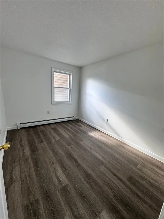 5 bed, 1 bath apartment for rent at 17 Bassett St Unit A, Lowell — photo 12 of 20