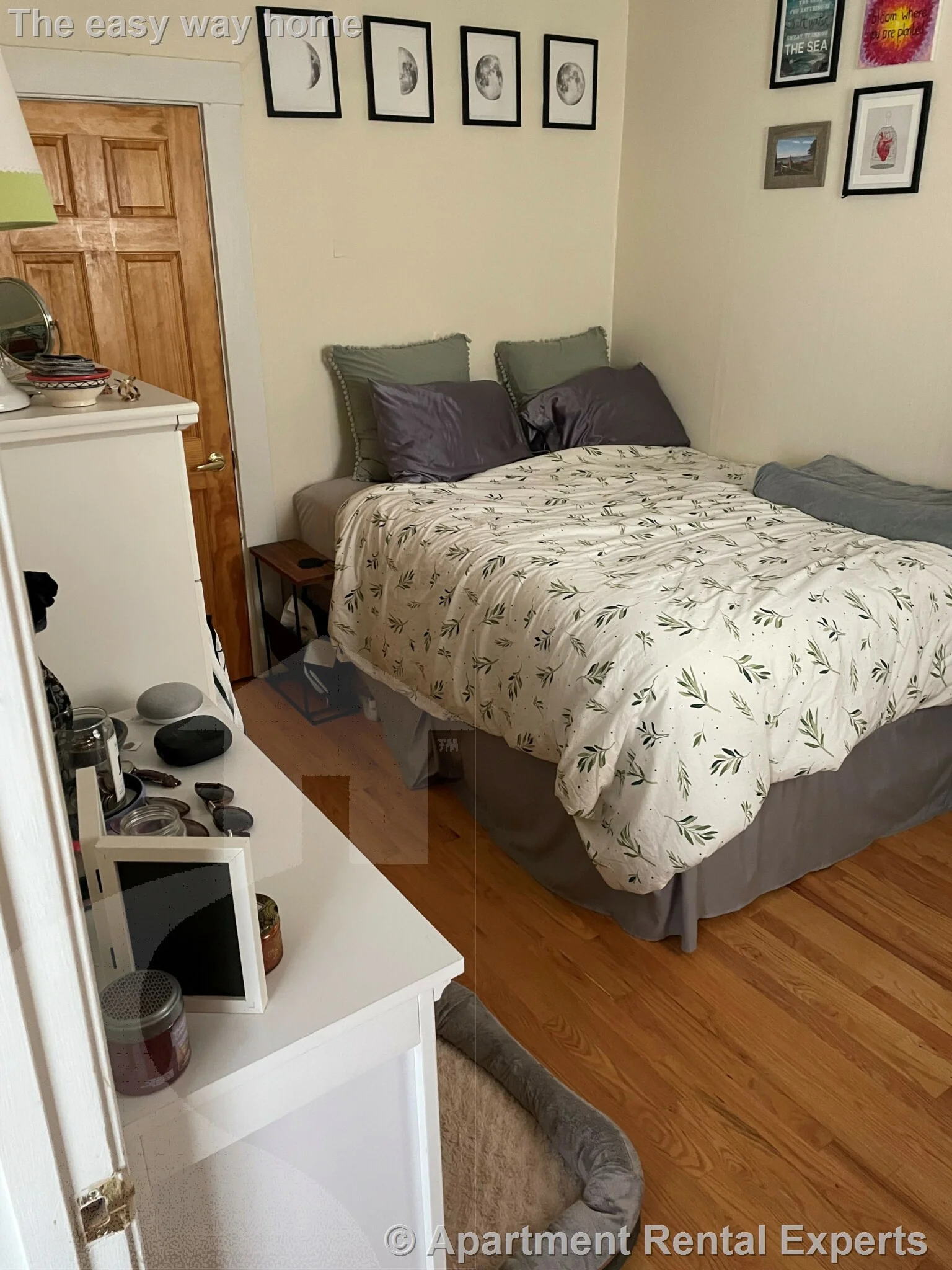 2 bed, 1 bath apartment for rent at 17 Bay St Unit 1R, Riverside — photo 5 of 9