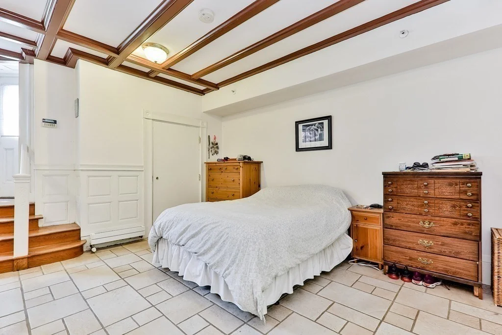 Studio bed, 1 bath apartment for rent at 17 Bay State Rd Unit G, Fenway — photo 4 of 6