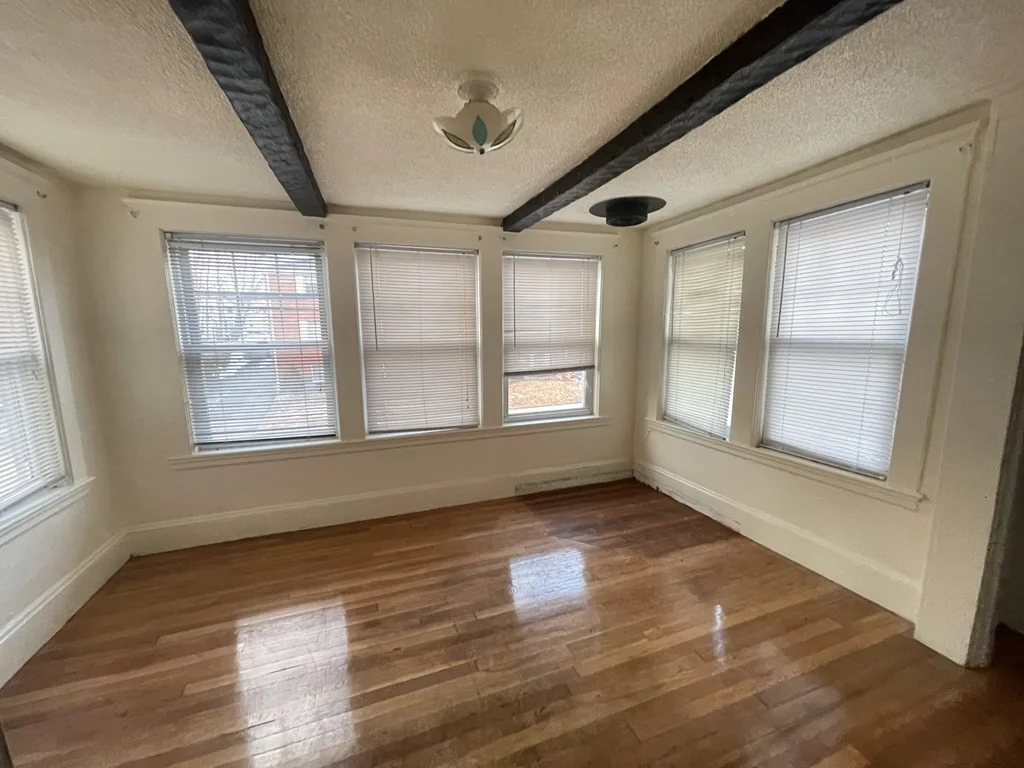 3 bed, 1 bath apartment for rent at 17 Bayfield Rd Unit 17, North Quincy — photo 5 of 5