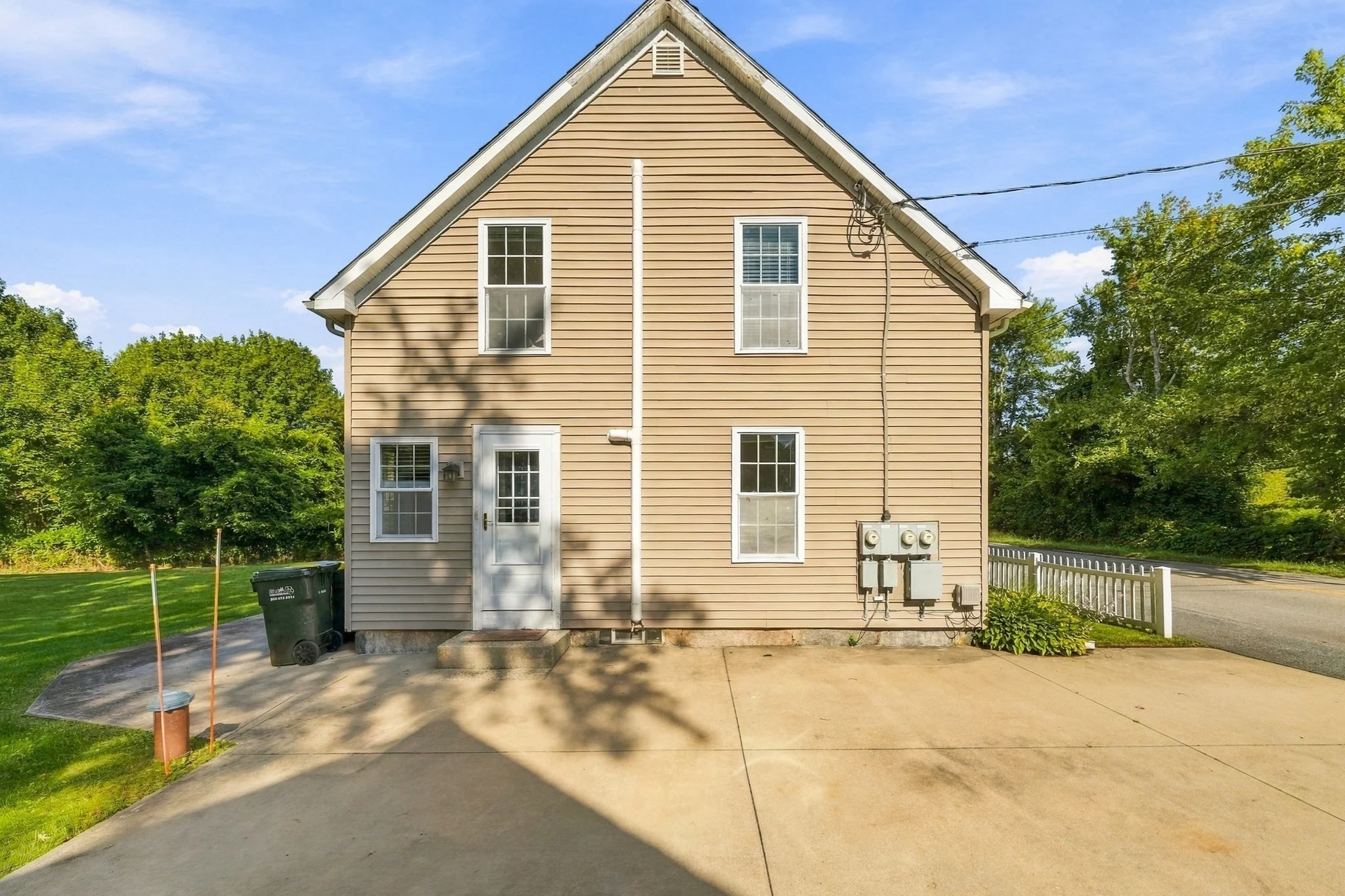 2 bed, 1 bath apartment for rent at 17 Beeden Rd Unit 1, Westport — photo 23 of 28