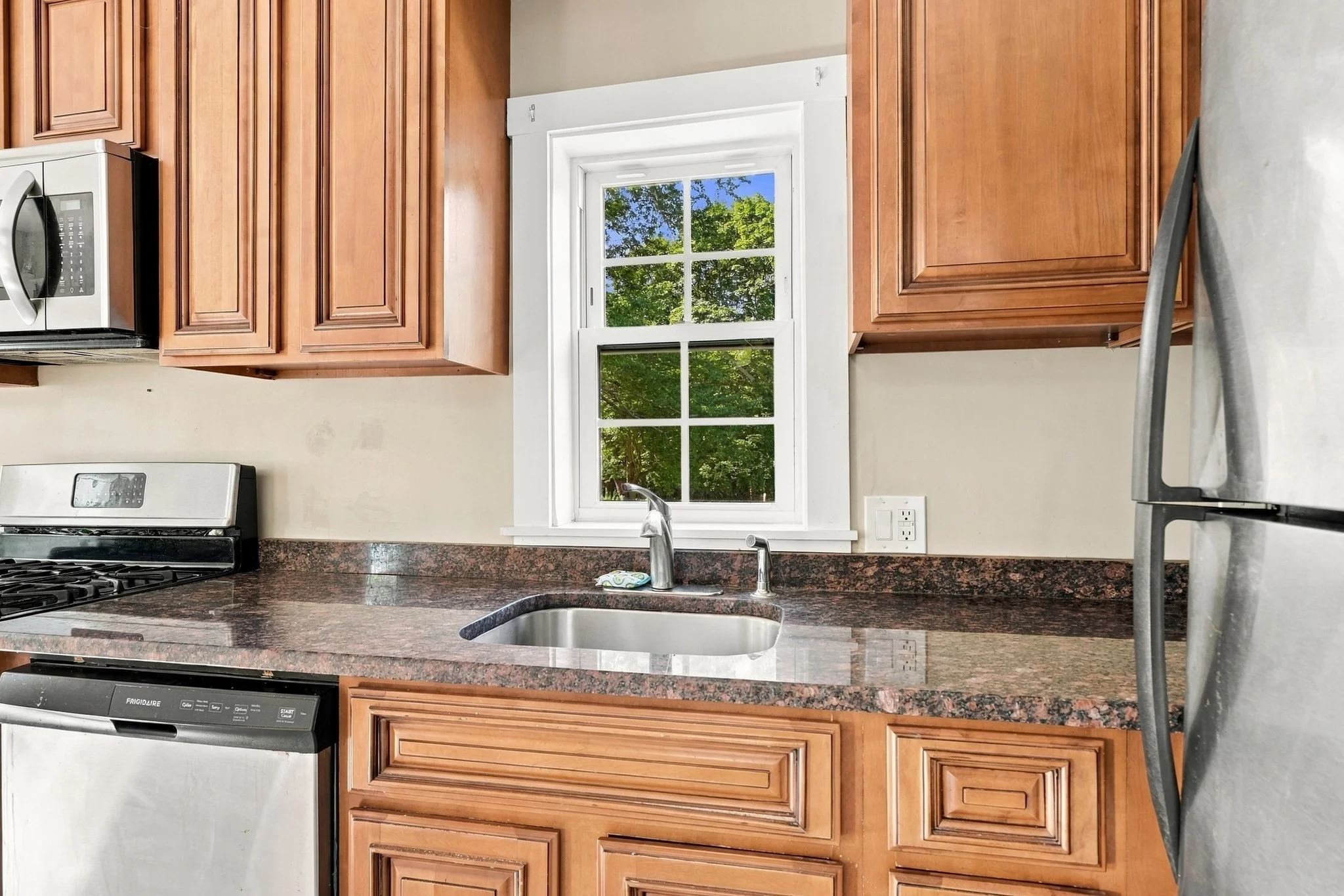 2 bed, 1 bath apartment for rent at 17 Beeden Rd Unit 1, Westport — photo 10 of 28